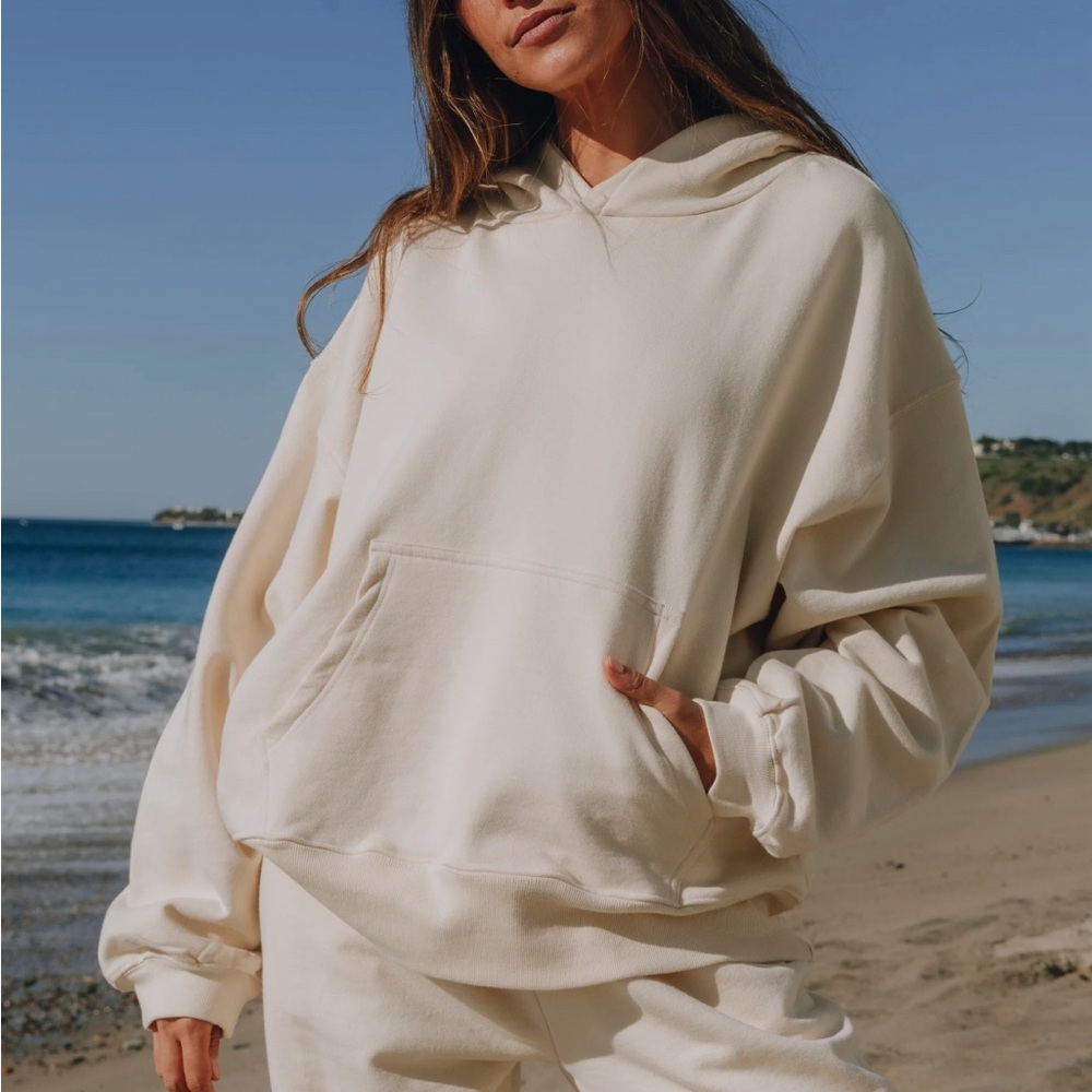 DAILY DR!LLSMAS. Sand hoodie + pink patch !